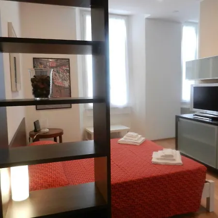 Central Guesthouse Apartment